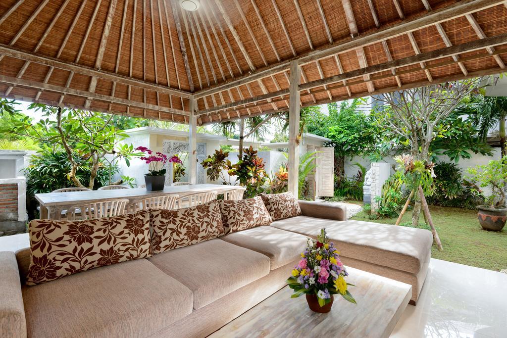 Adinda Balangan Beach Villa Jimbaran Εξωτερικό φωτογραφία