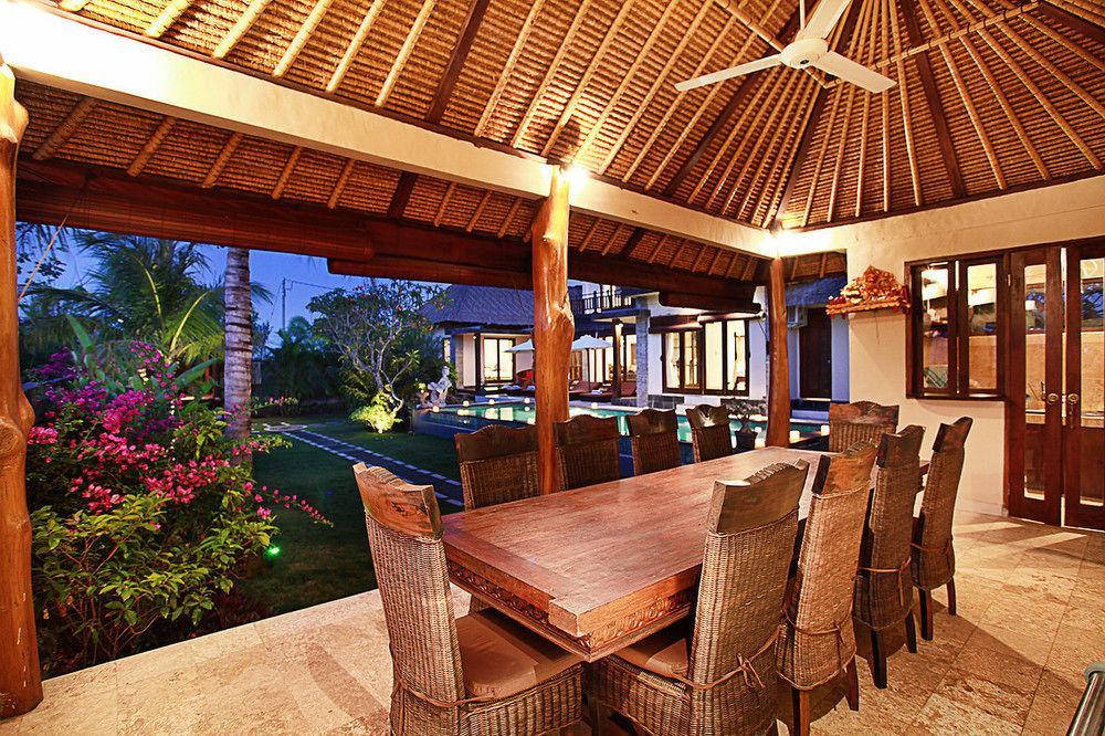 Adinda Balangan Beach Villa Jimbaran Εξωτερικό φωτογραφία