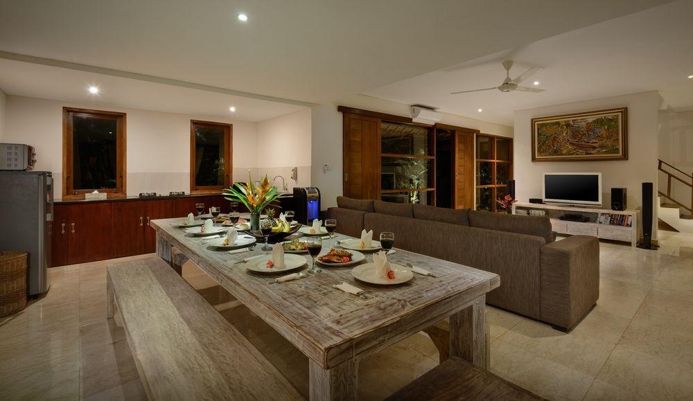Adinda Balangan Beach Villa Jimbaran Εξωτερικό φωτογραφία