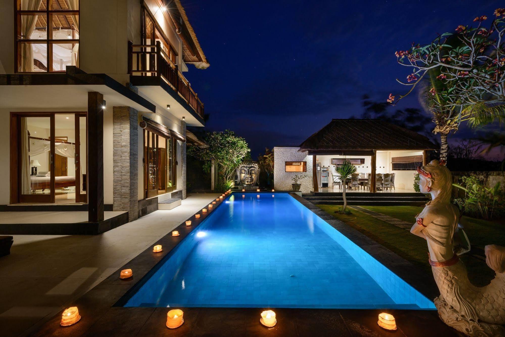 Adinda Balangan Beach Villa Jimbaran Εξωτερικό φωτογραφία